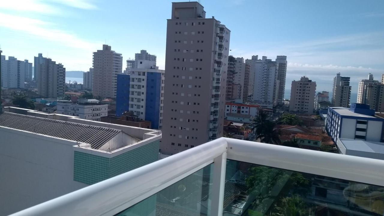 Novo / 2 Vagas De Garagem / Wi-fi * Praia Grande (Santos)