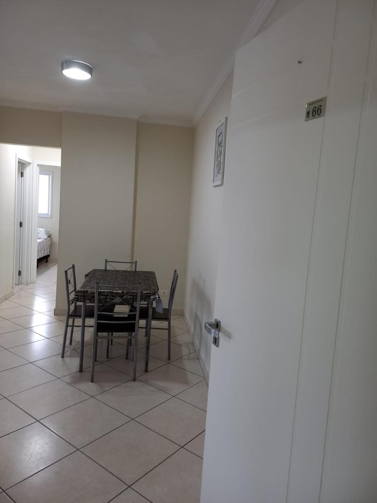 Novo / 2 Vagas De Garagem / Wi-fi * Praia Grande (Santos)